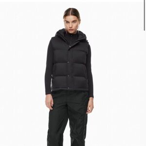 Aritzia Black Superpuff Vest